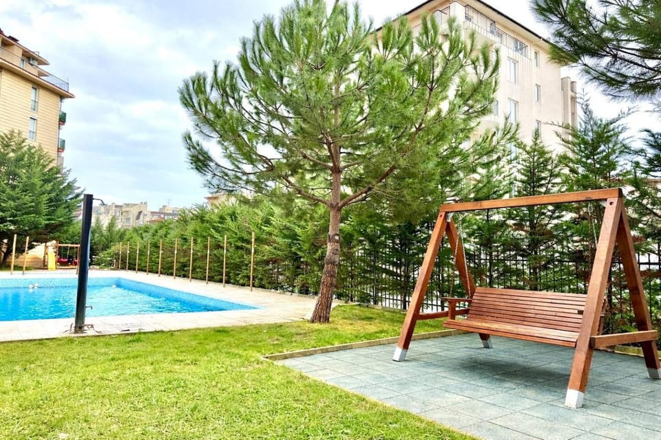Day, Natural landscape, Garden, Seating area, Pool view