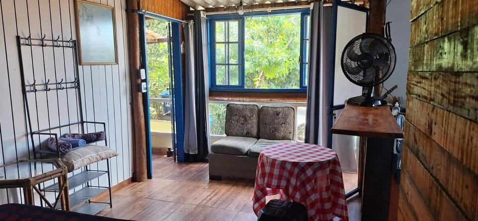 Lucia casa de temporada, Loft Rustico Bed and Breakfast in Guarapari