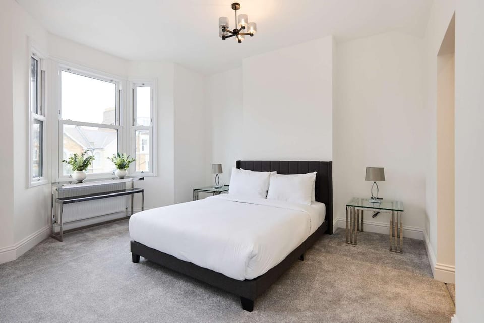 The Gallery House on Grayling House in London Borough of Islington