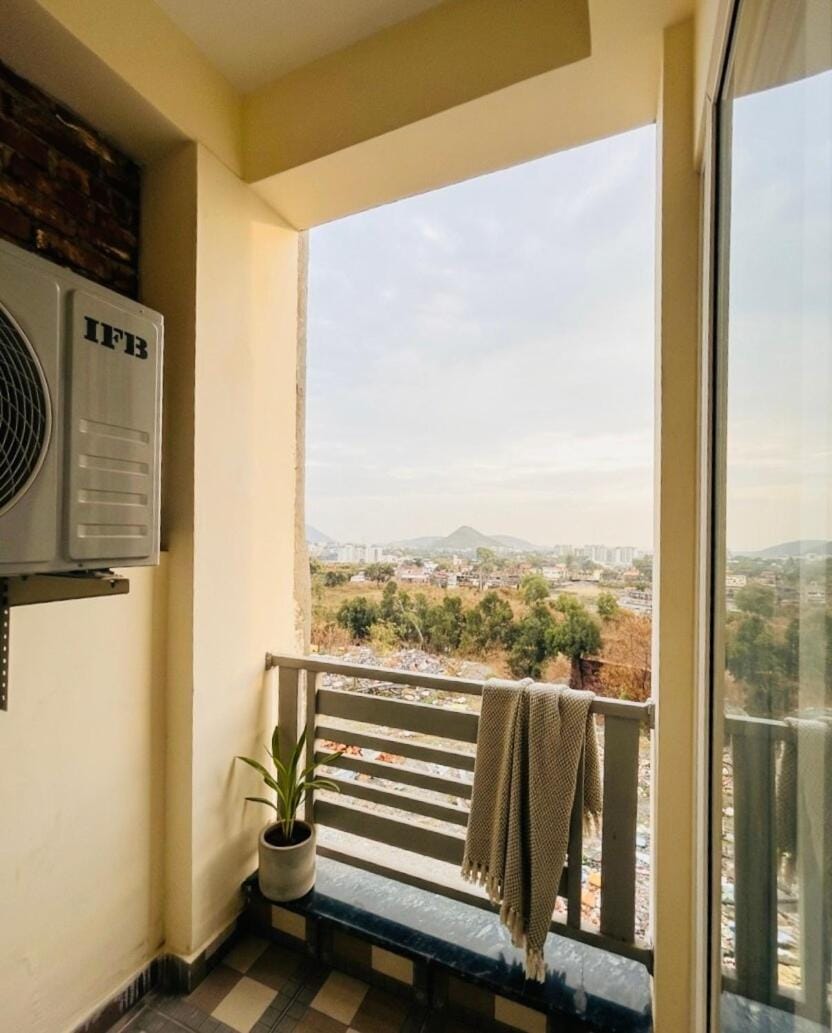 Peaceful Private 1BHK Couple Stay in Dehradun Apartment in Dehradun