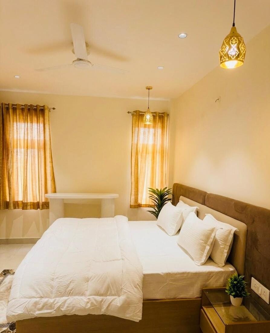 Peaceful Private 1BHK Couple Stay in Dehradun Apartment in Dehradun