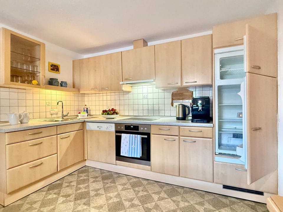 Coffee/tea facilities, Kitchen or kitchenette, dishwasher, oven, pet friendly, stove, toaster