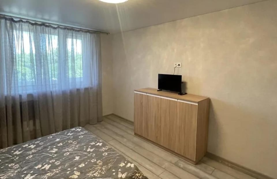 Отличная 3-х Комнатная квартира по улице Жолио Кюри 64 Apartment in Odessa