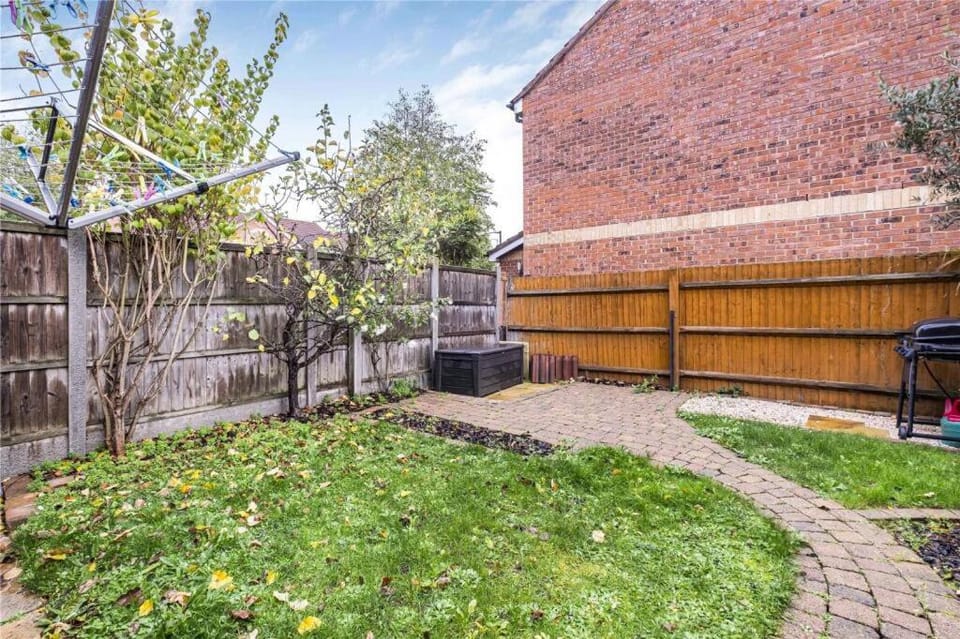 Executive 4BR House Canary Wharf , Garden & Office , Zone 2 LDN Apartment in London Borough of Lewisham