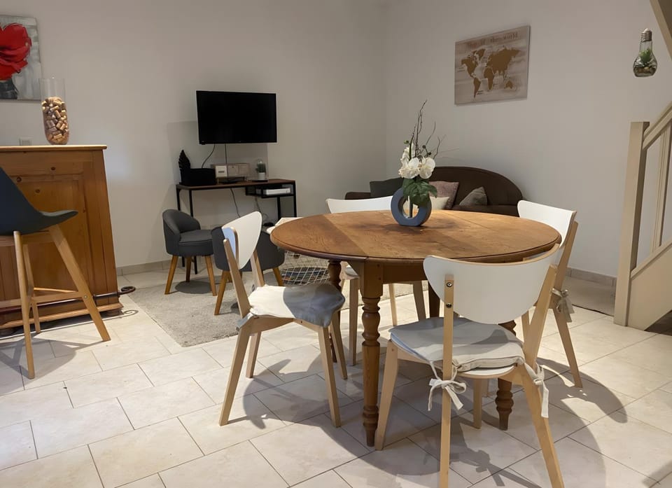 Property building, Living room