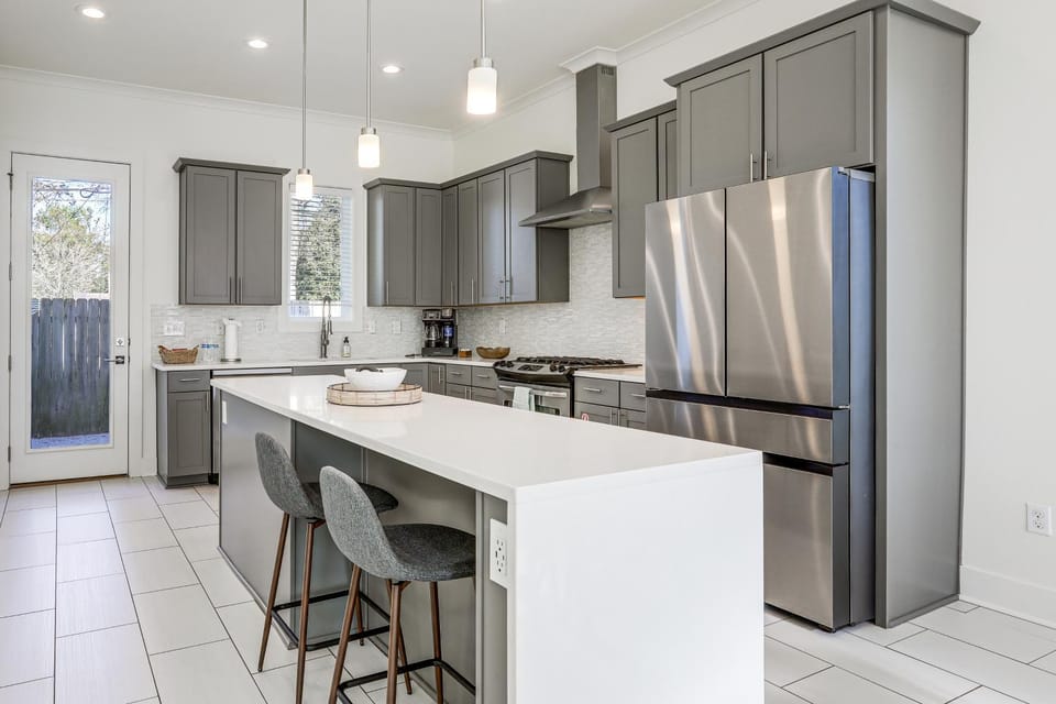 Modern 3BR Retreat - Near Bluebonnet & Hospitals House in Baton Rouge