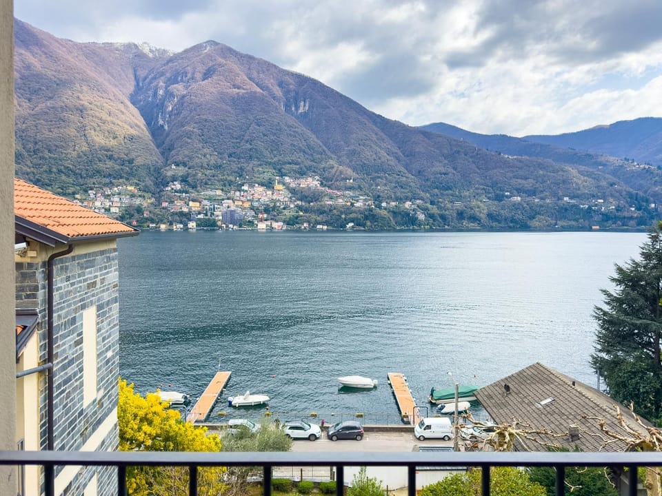 Day, Natural landscape, Lake view, Mountain view