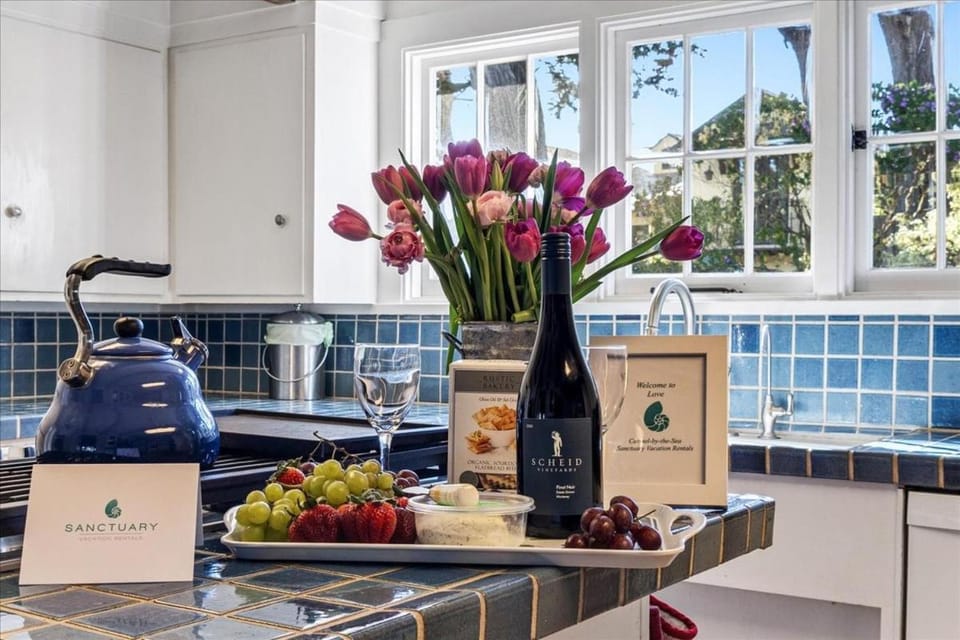 4065 Love - Steps to the Beach! home House in Carmel by the Sea