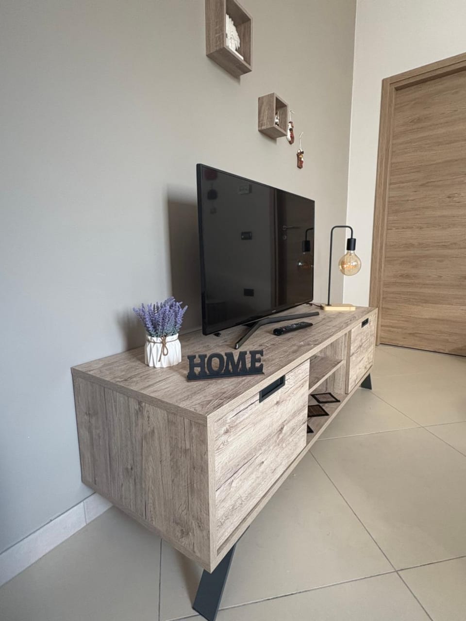 TV and multimedia, Evening entertainment