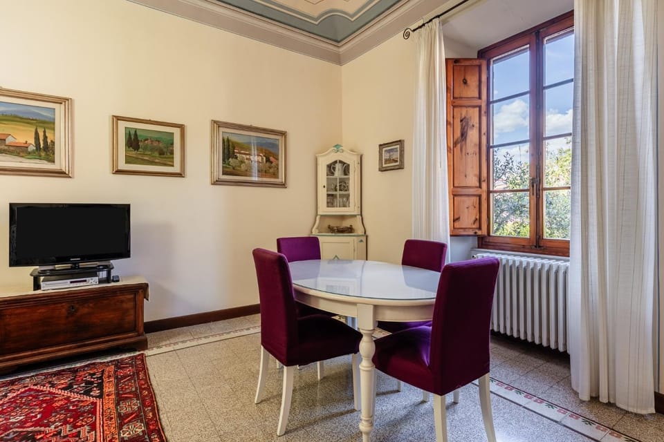 Property building, Living room