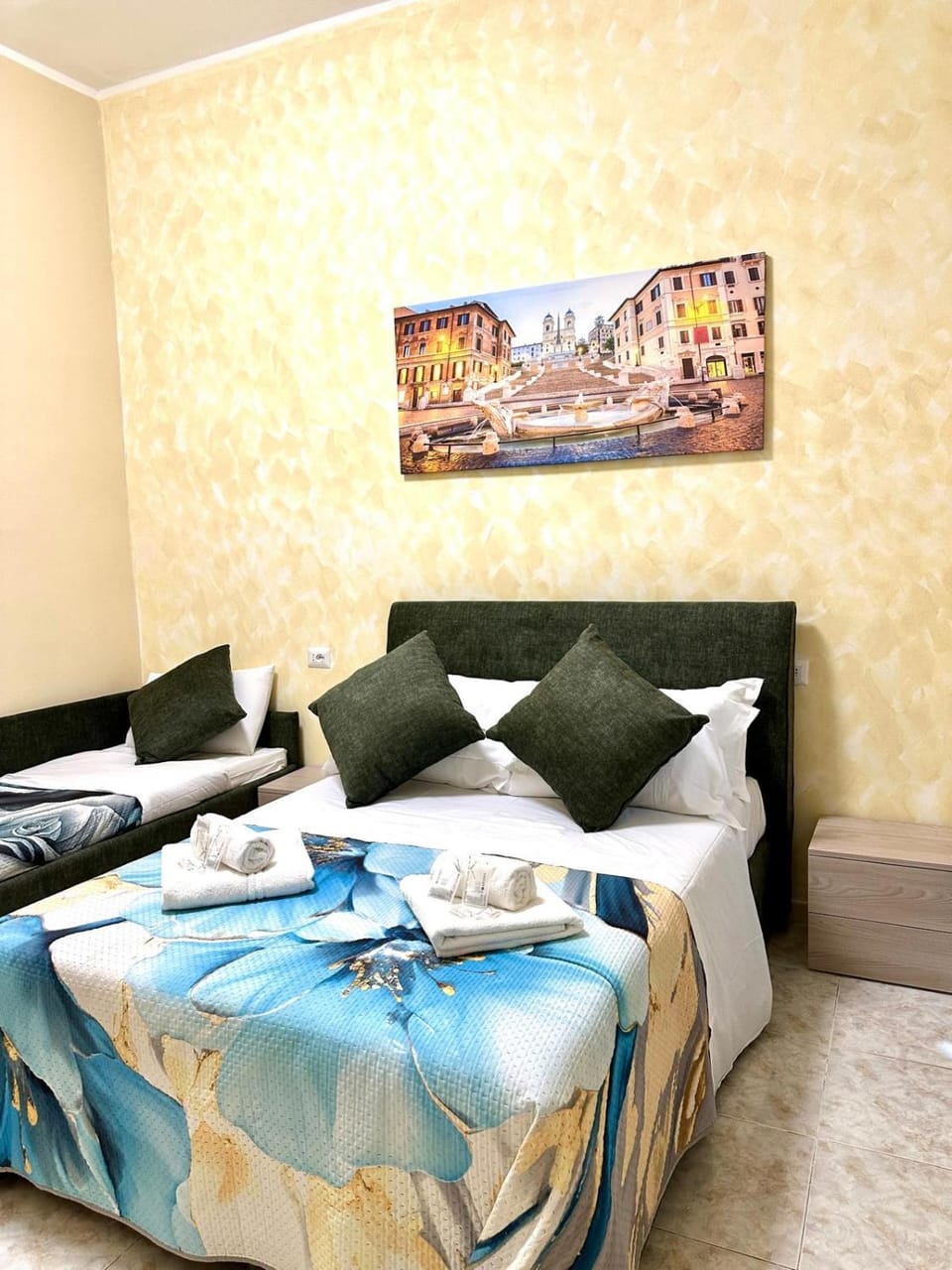 Bed, Living room, Bedroom
