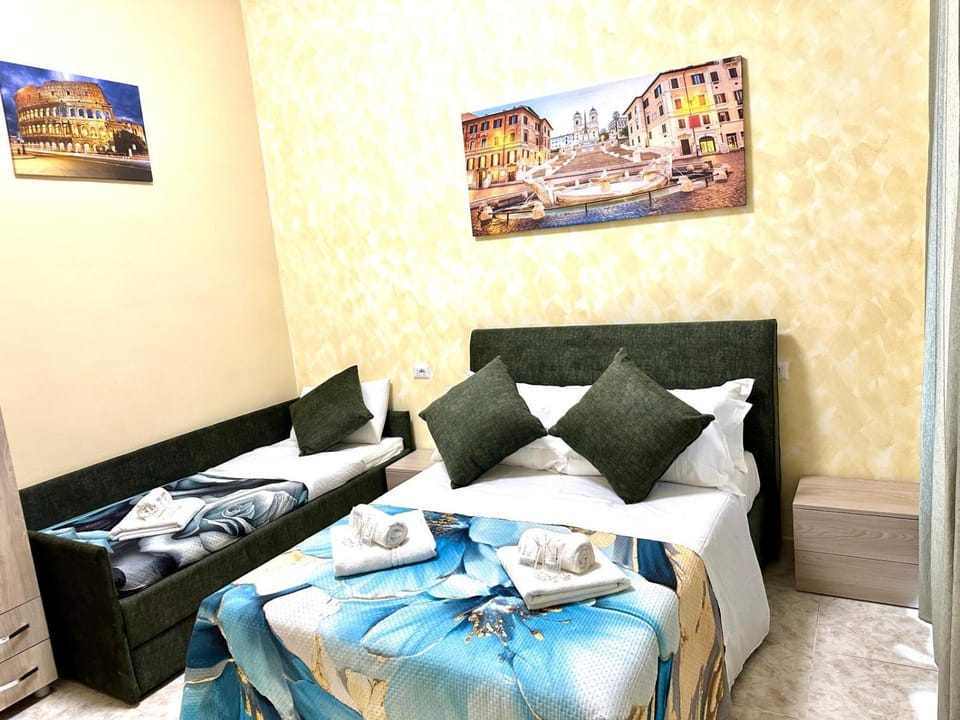 Crown Palace Inn Guest House Bed and Breakfast in Rome