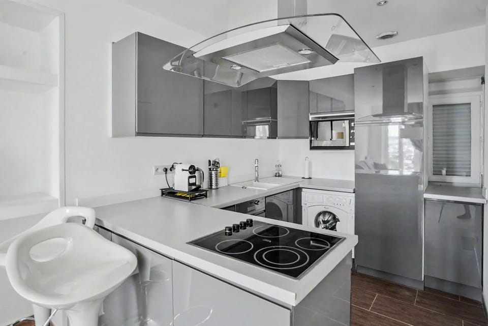 Kitchen or kitchenette, kitchen, kitchen