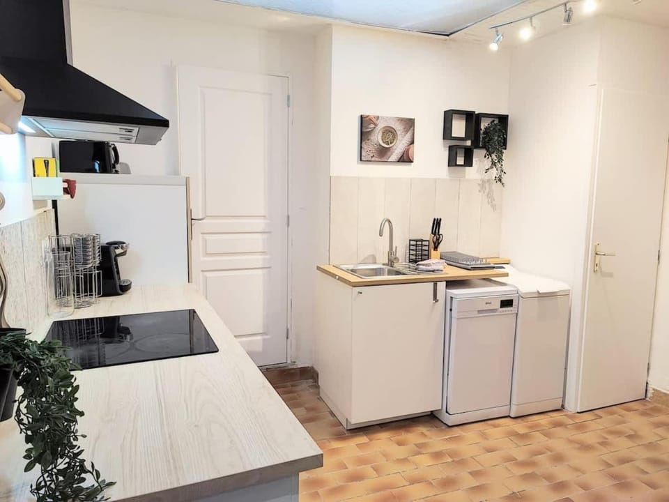 Japandi 4 chambres Wifi proche parc Barbieux House in Hauts-de-France