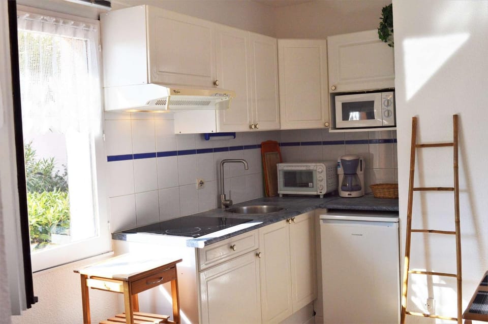 Appart 2 pièces 4 couchages PORT LEUCATE NATURISME PL010-0843 Apartment in Leucate