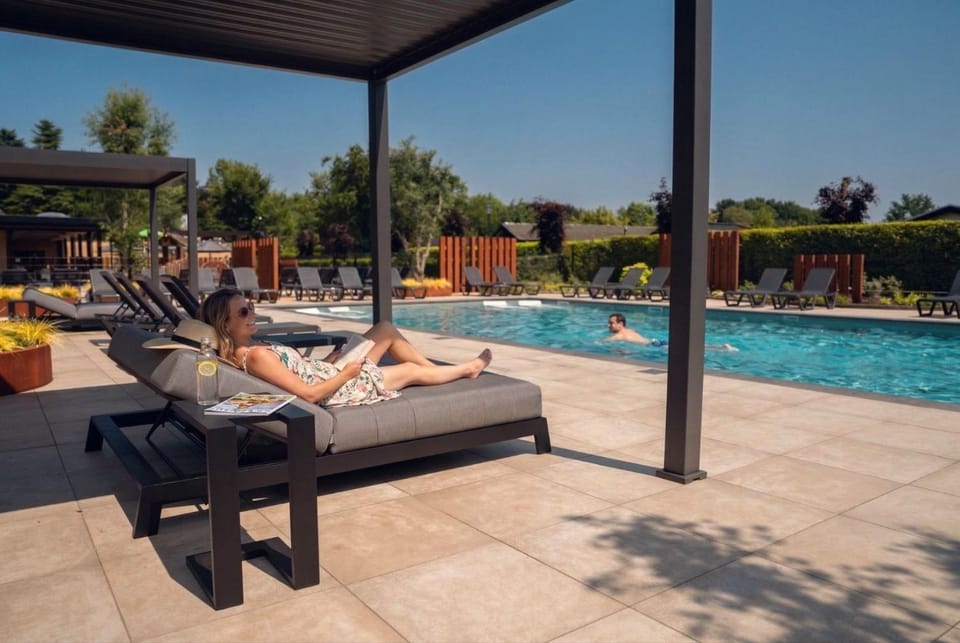 Villa Parkzicht with Swimming Pool & Sauna | 6 persons Villa in Eindhoven