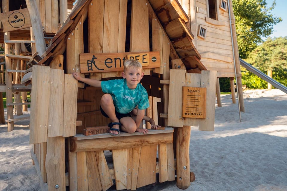 Villa Parkzicht with Swimming Pool & Sauna | 6 persons Villa in Eindhoven