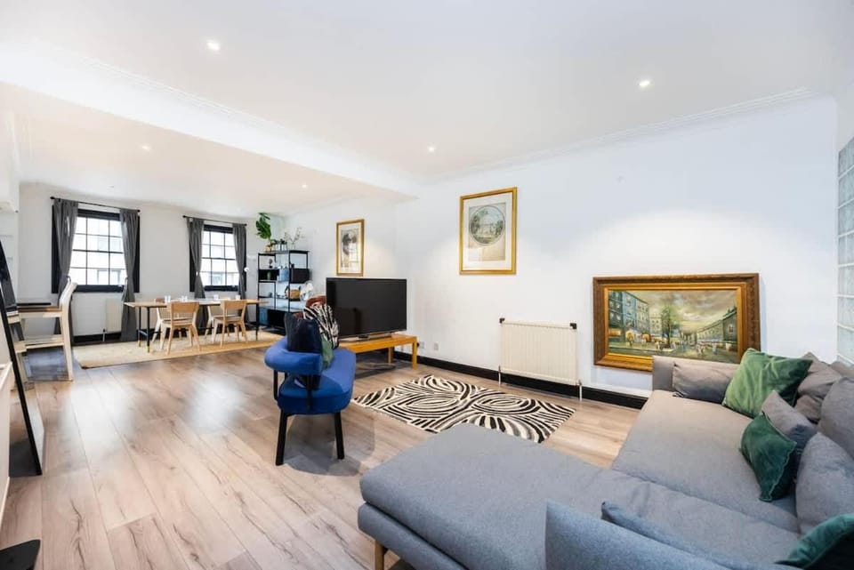 Modern 2-Bed Apartment near Kings Cross Apartment in London Borough of Islington
