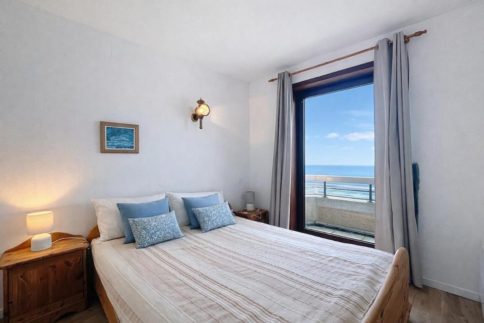 Le Bellevue - Balconies and Panoramic View Apartment in Bray-Dunes