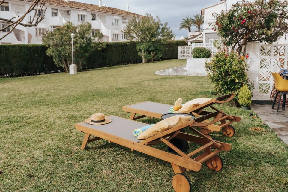 Garden, Seating area