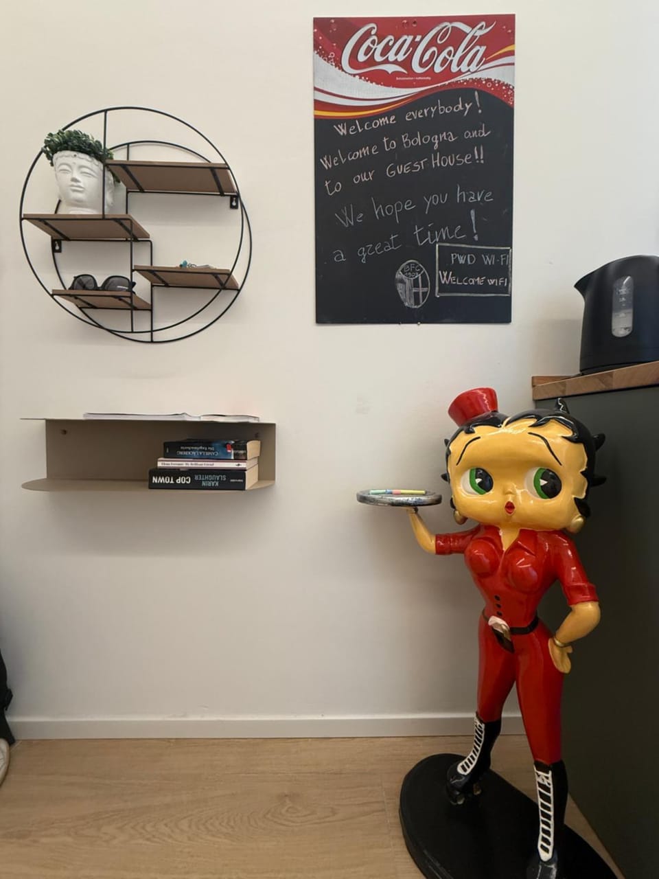 Milazzo 13 Guest House Bed and Breakfast in Bologna