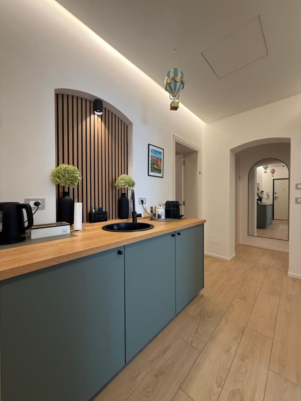 Milazzo 13 Guest House Bed and Breakfast in Bologna