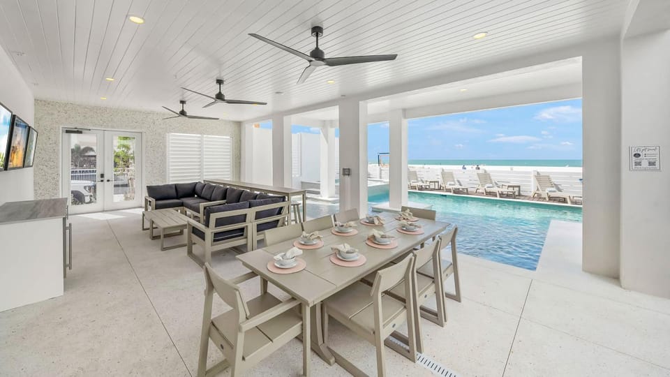 The Pearl House in Clearwater Beach