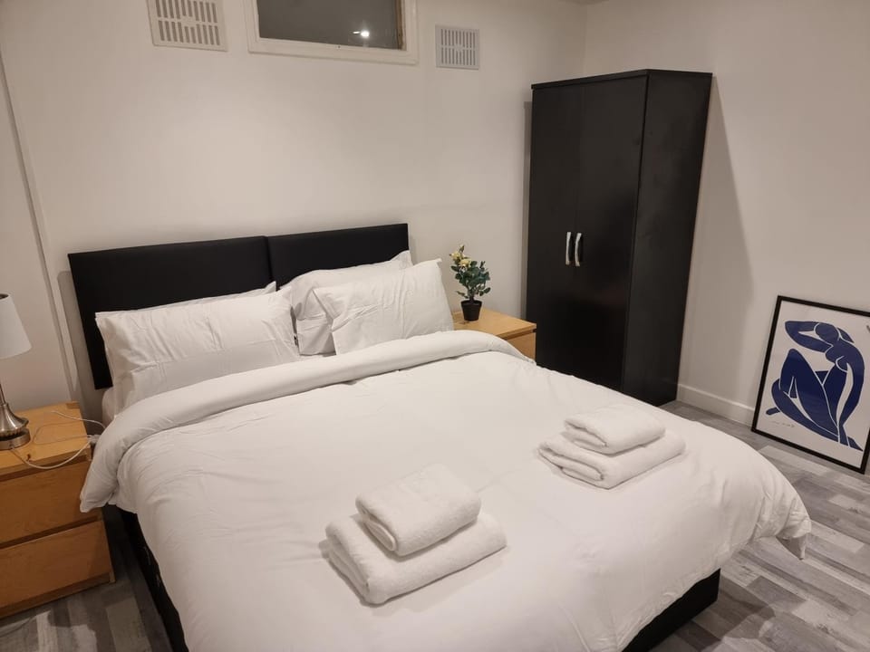 Home Away Apartment in London Borough of Southwark
