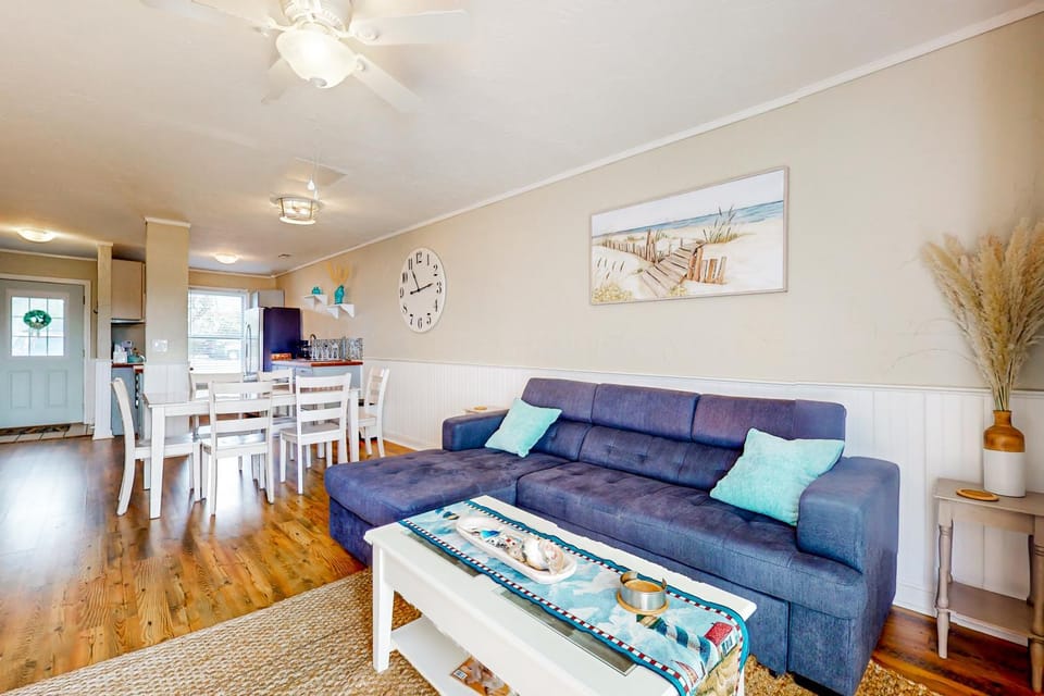 Maxs Nautical Nook Village OBX House in Kitty Hawk