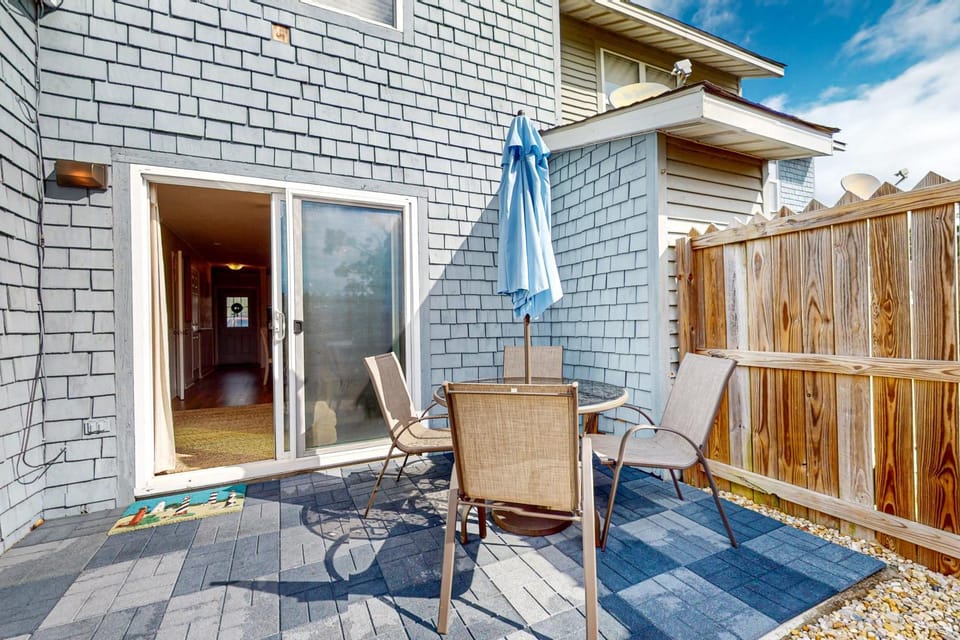 Maxs Nautical Nook Village OBX House in Kitty Hawk