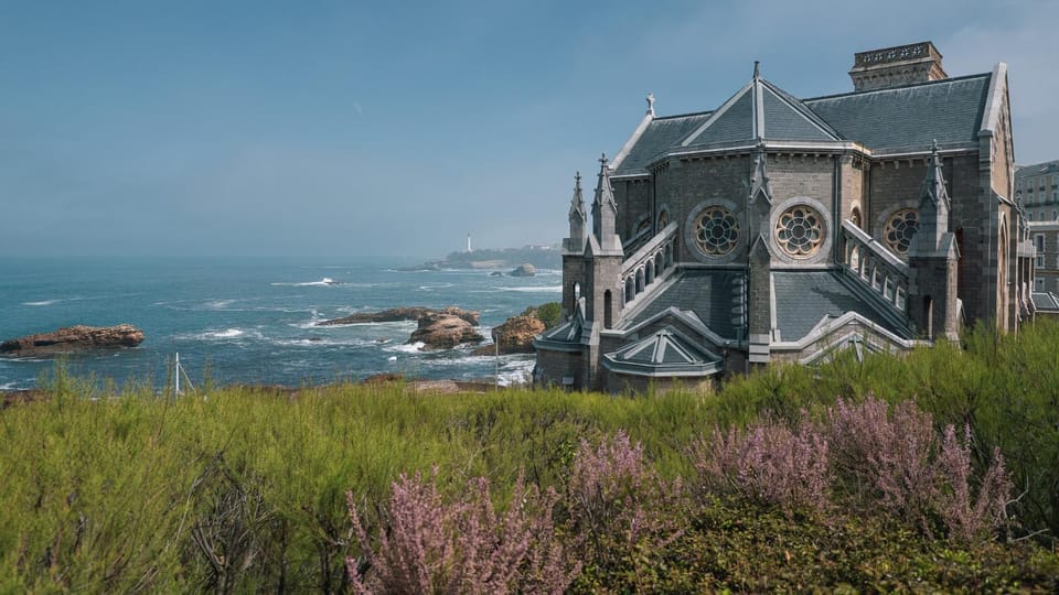 Nearby landmark