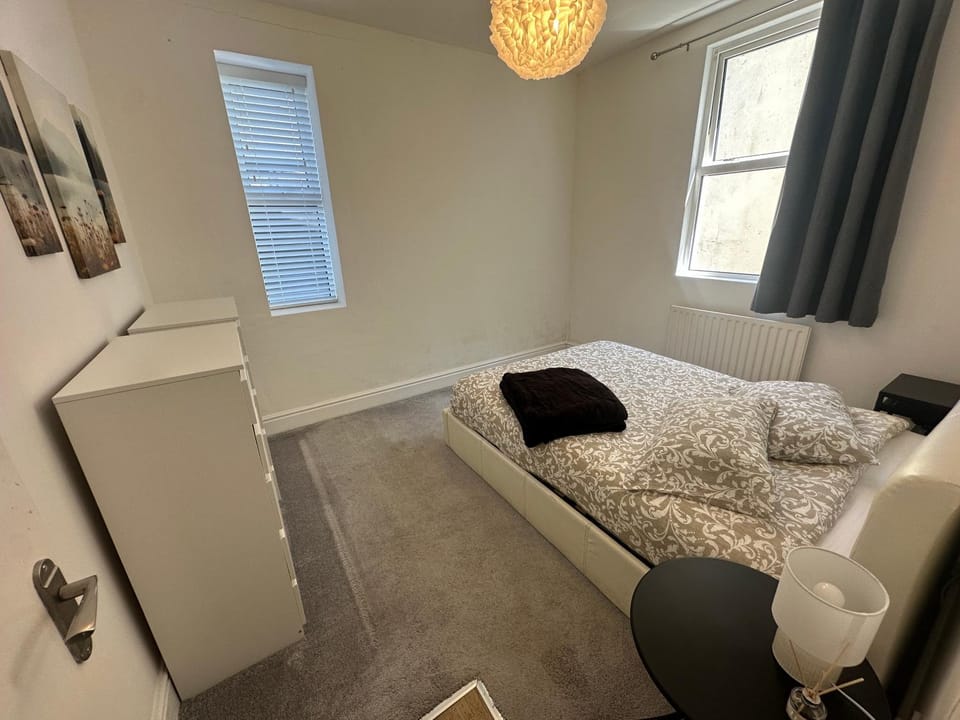 Bed, Photo of the whole room, Bedroom, furniture
