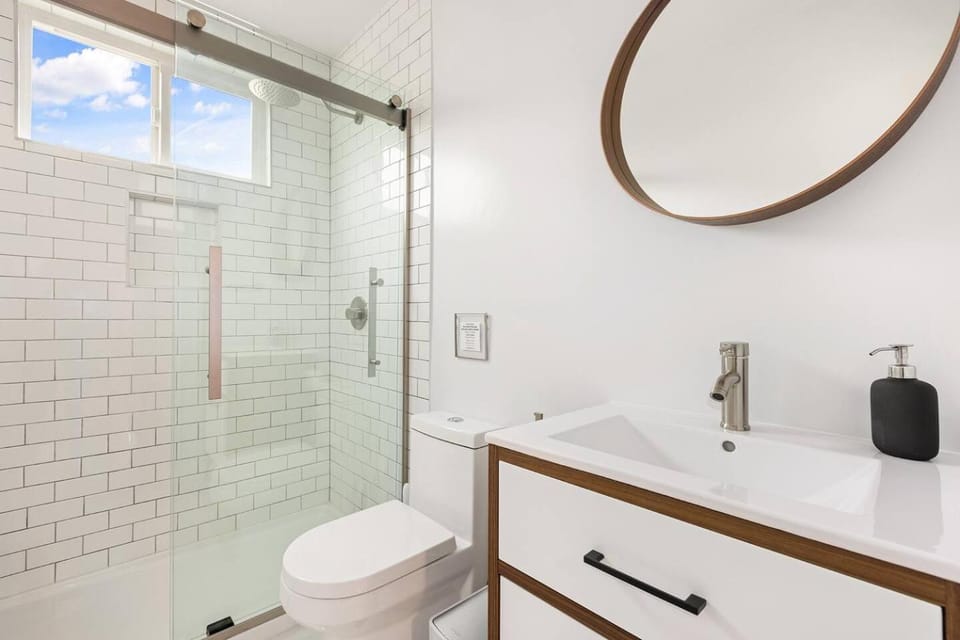 Bathroom, Bath