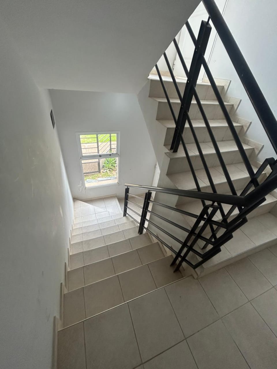 Departamento dos dormitorios con cochera zona terminal ómnibus Colón Apartment in Colón