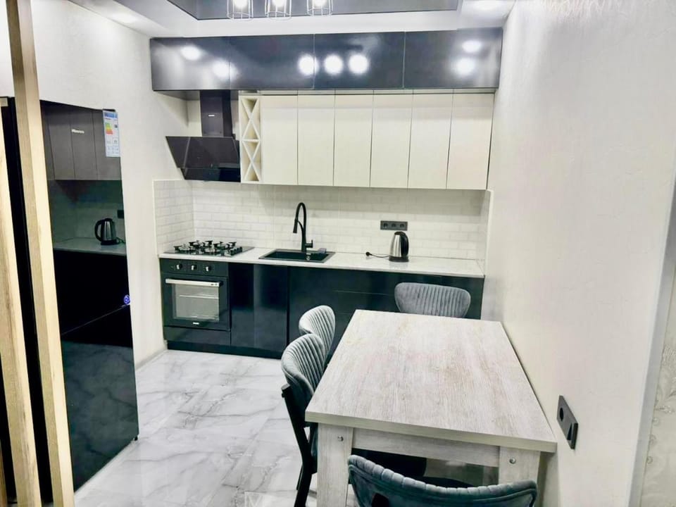 Kitchen or kitchenette, kitchen, kitchen