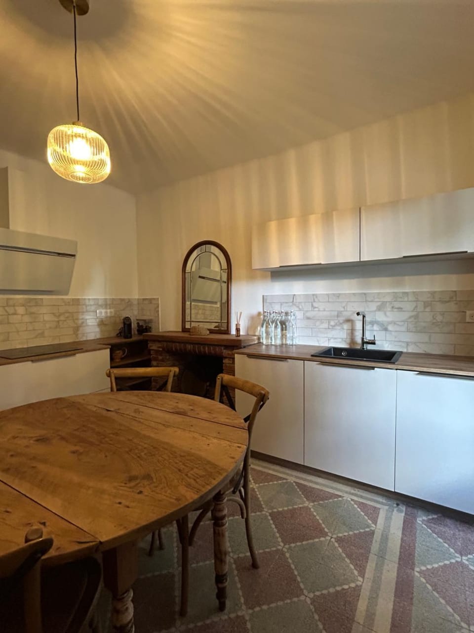 Kitchen or kitchenette