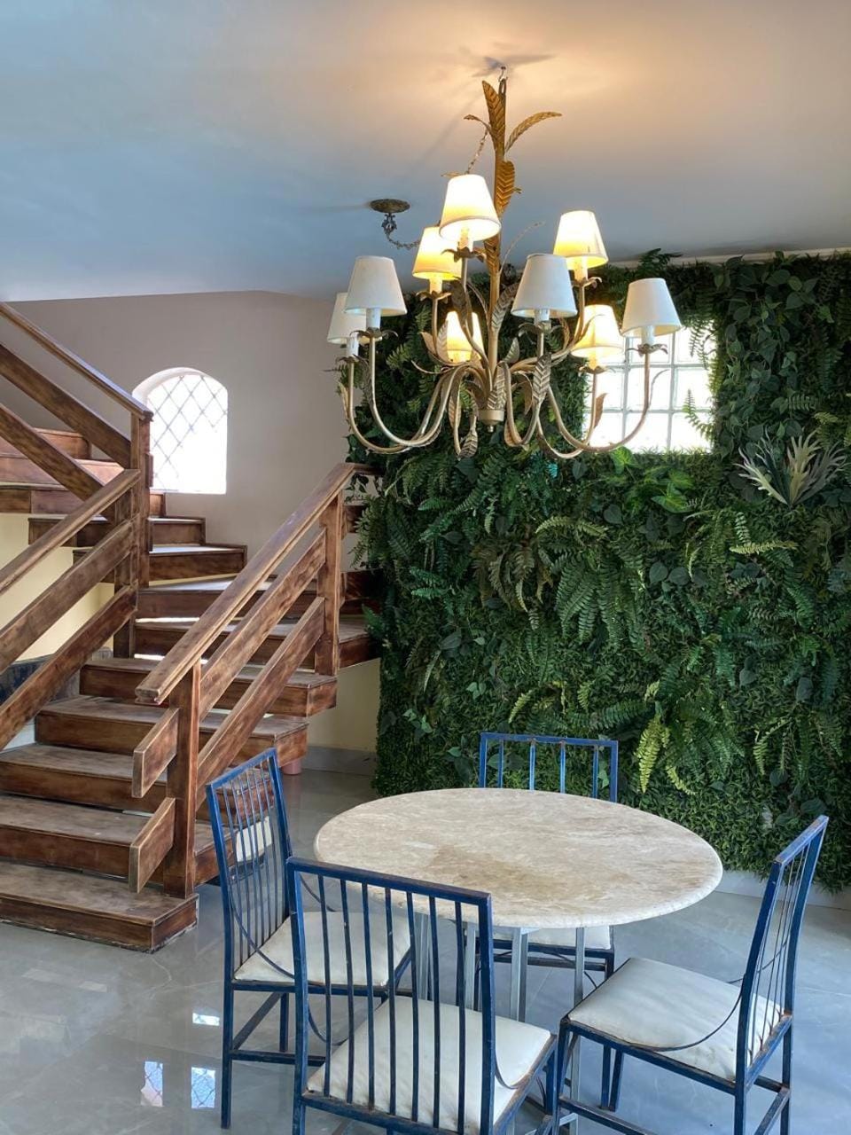 casa martim de sá 4 dormitorios Pé na areia lia House in Caraguatatuba