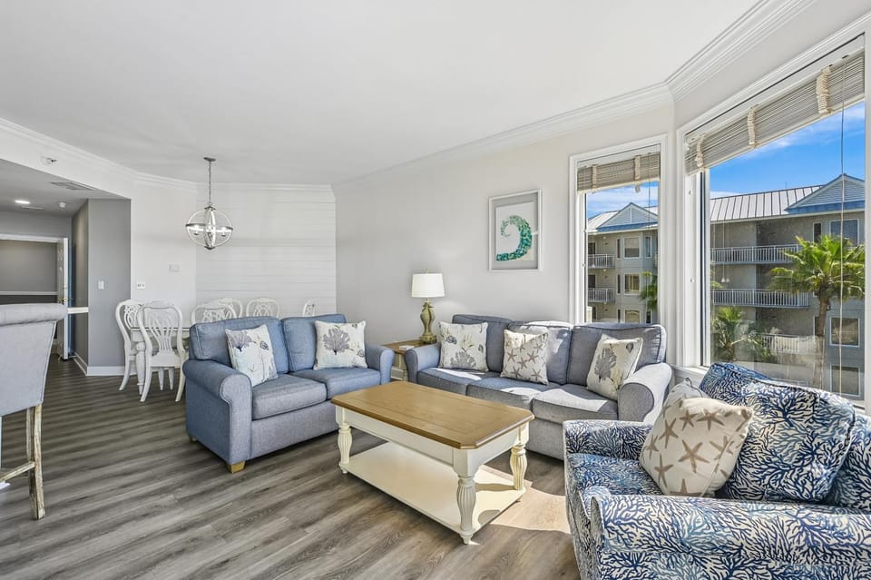 1404 SeaCrest. House in North Forest Beach