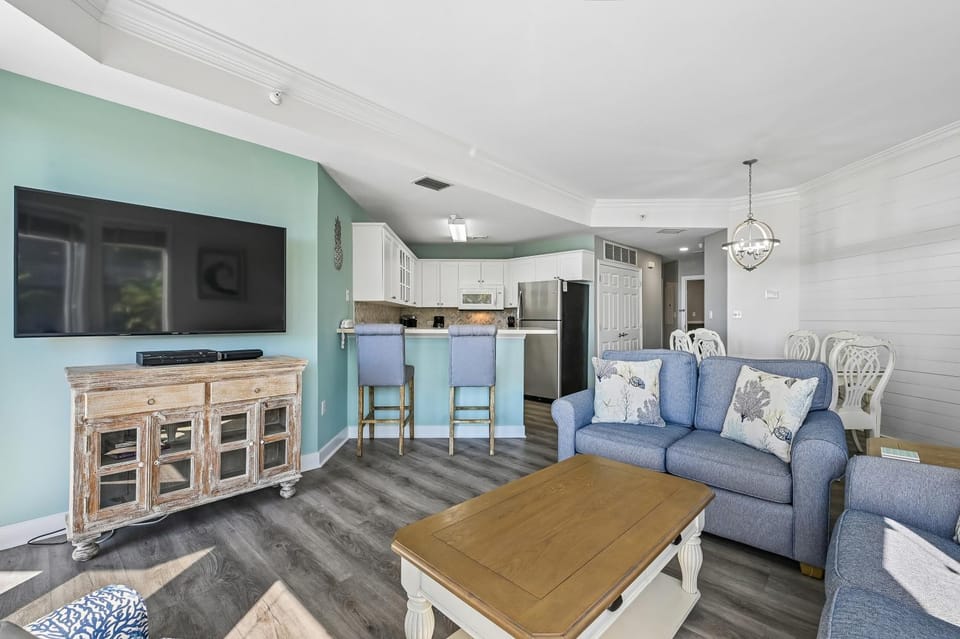 1404 SeaCrest. House in North Forest Beach