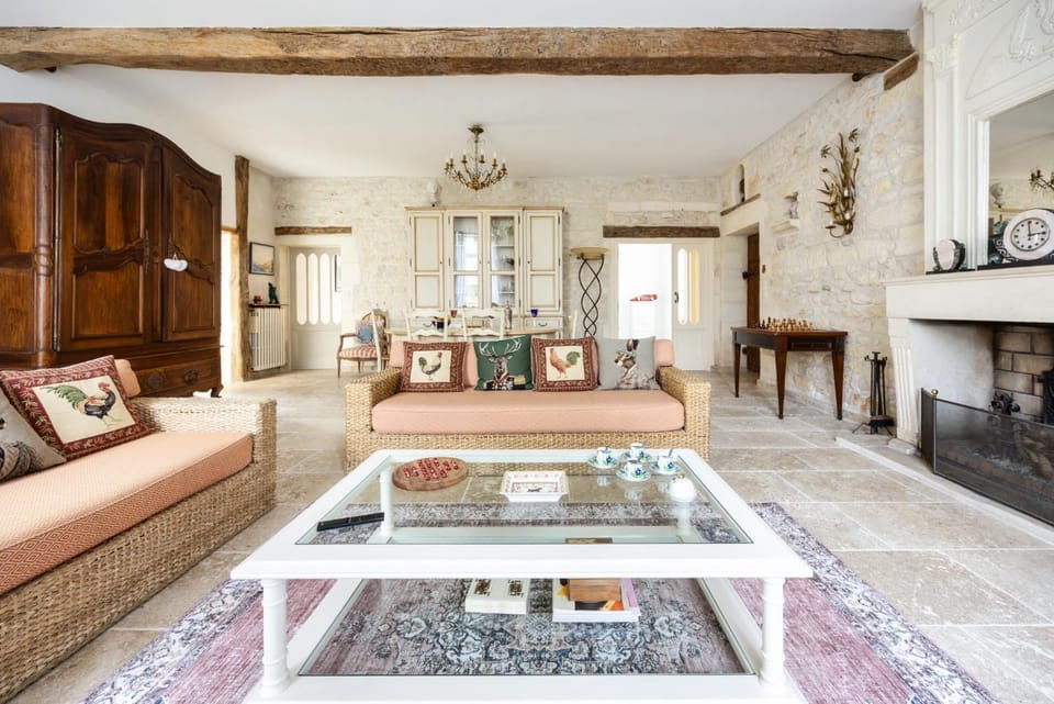 Living room, fireplace