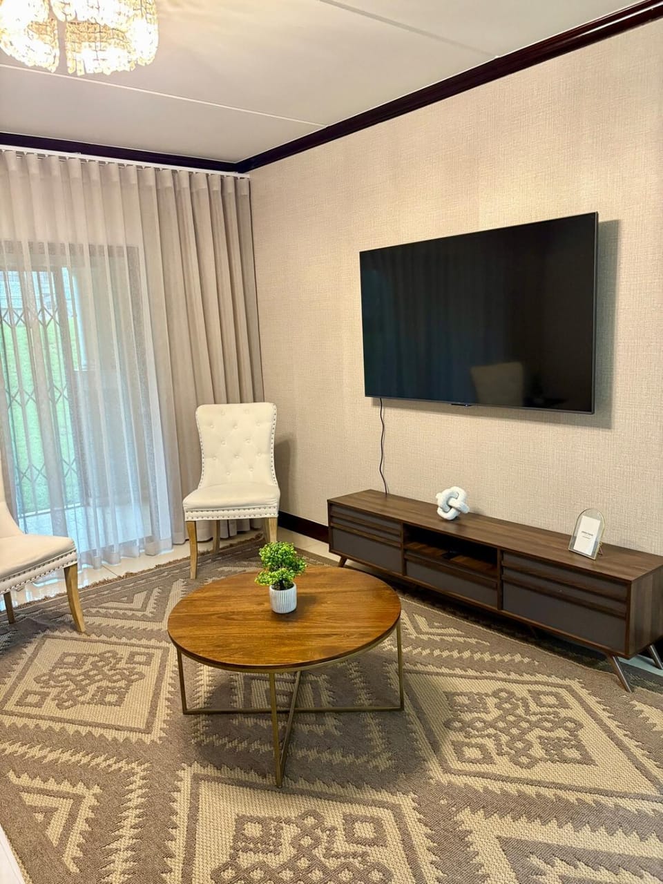 The Calm Corner Apartment in Sandton