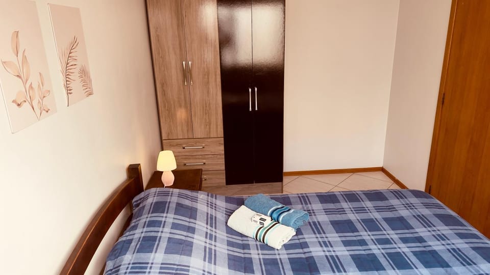 Bed, Photo of the whole room, Bedroom, towels, wardrobe