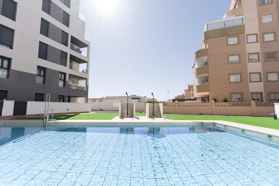 Property building, Pool view, Swimming pool, sunbed