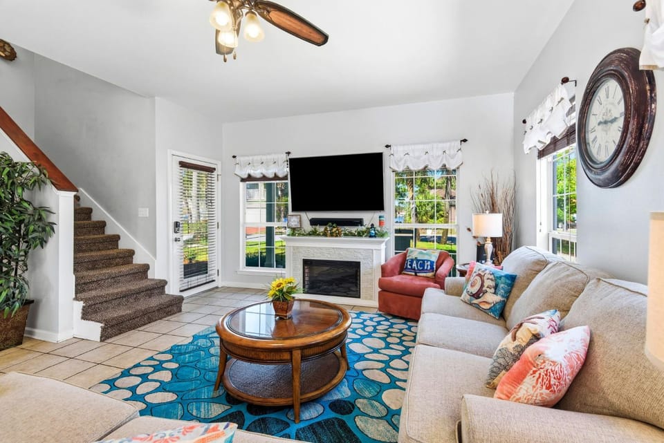 Tickled Turtle Beach House House in Lower Grand Lagoon