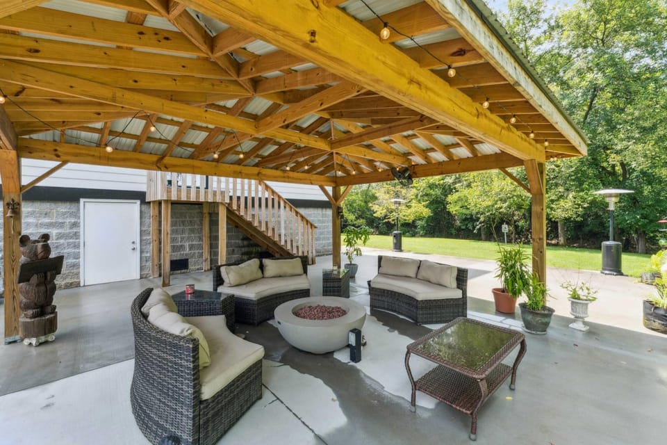 High Note Hideaway- Modern 4BR Oasis Near Opryland House in Madison
