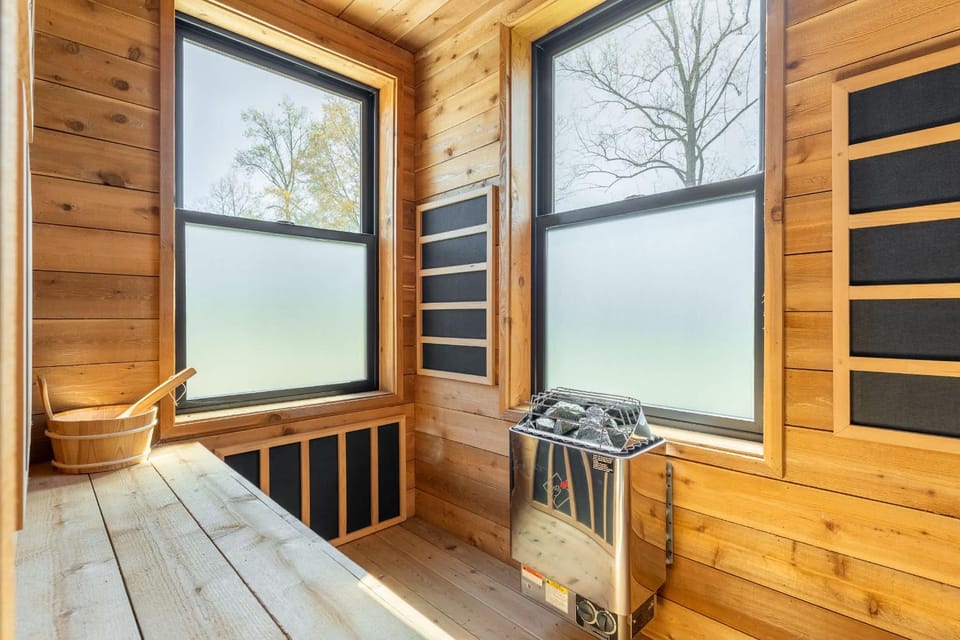 High Note Hideaway- Modern 4BR Oasis Near Opryland House in Madison