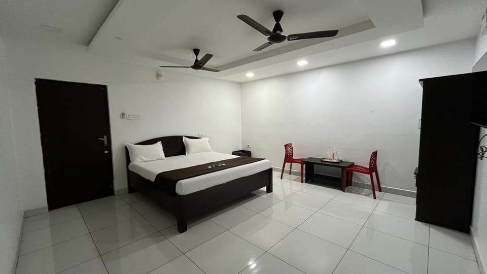 Gravity Groups Golden Residency Inn in Puducherry