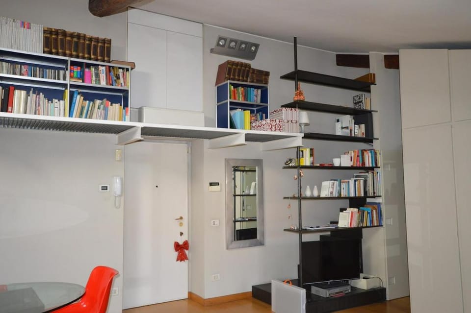 Luminous designed rooftop in City Life district Apartment in Milan
