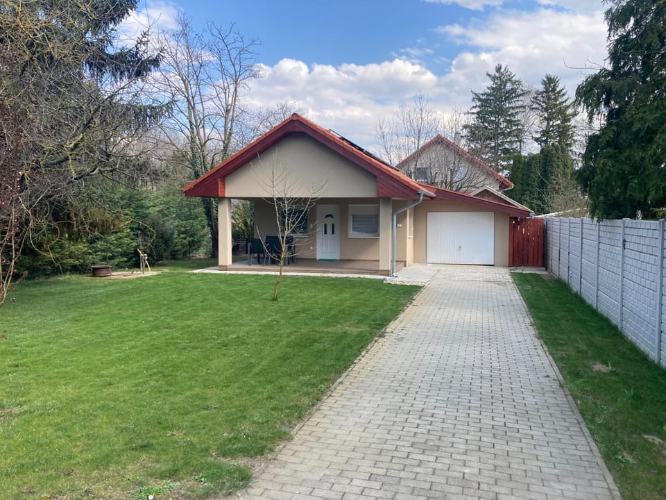 Dunaparti Kuckó Apartment in Hungary
