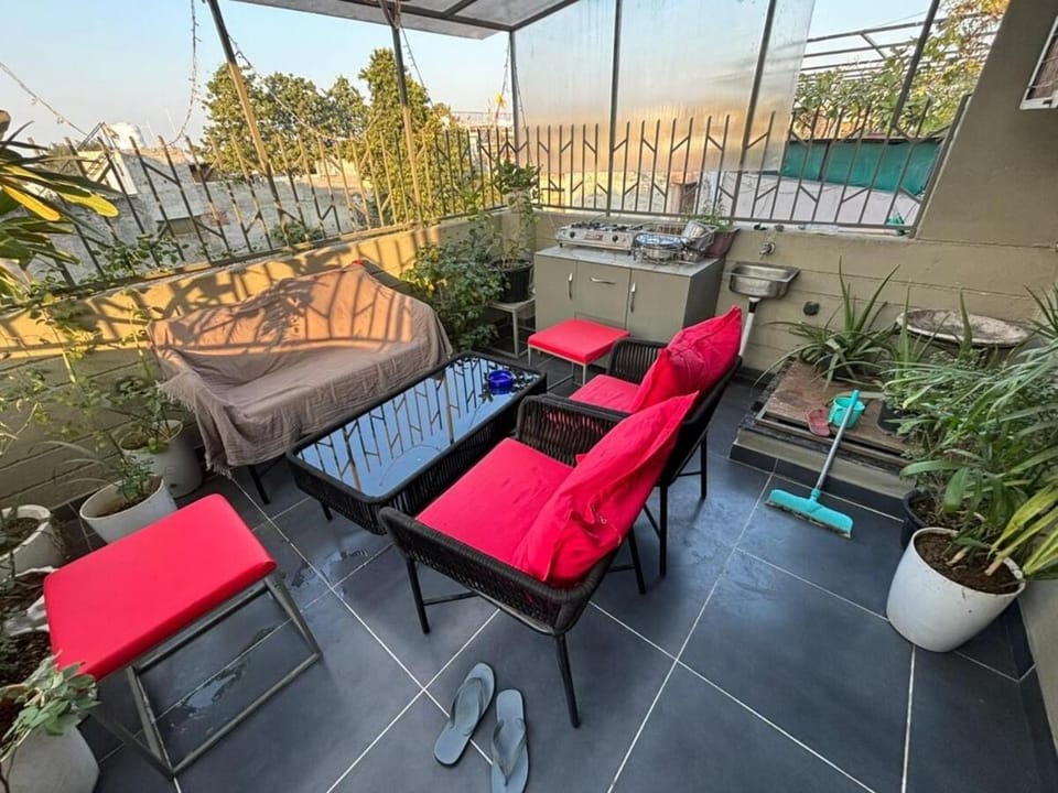 Rooftop paradise Apartment in New Delhi